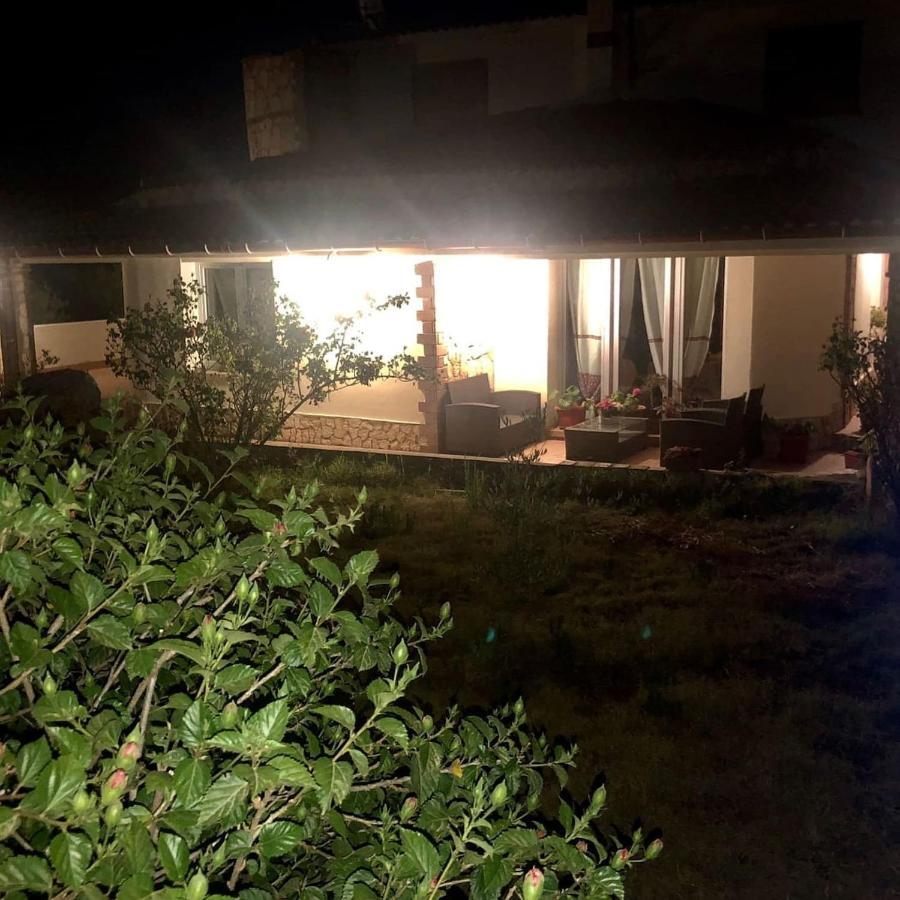 Sant Isidoro  Villa Renzo E Lucia מראה חיצוני תמונה