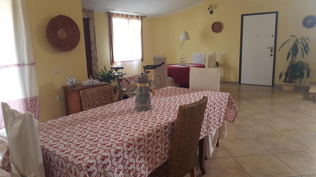 Sant Isidoro  Villa Renzo E Lucia מראה חיצוני תמונה