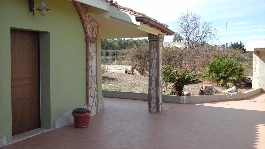 Sant Isidoro  Villa Renzo E Lucia מראה חיצוני תמונה