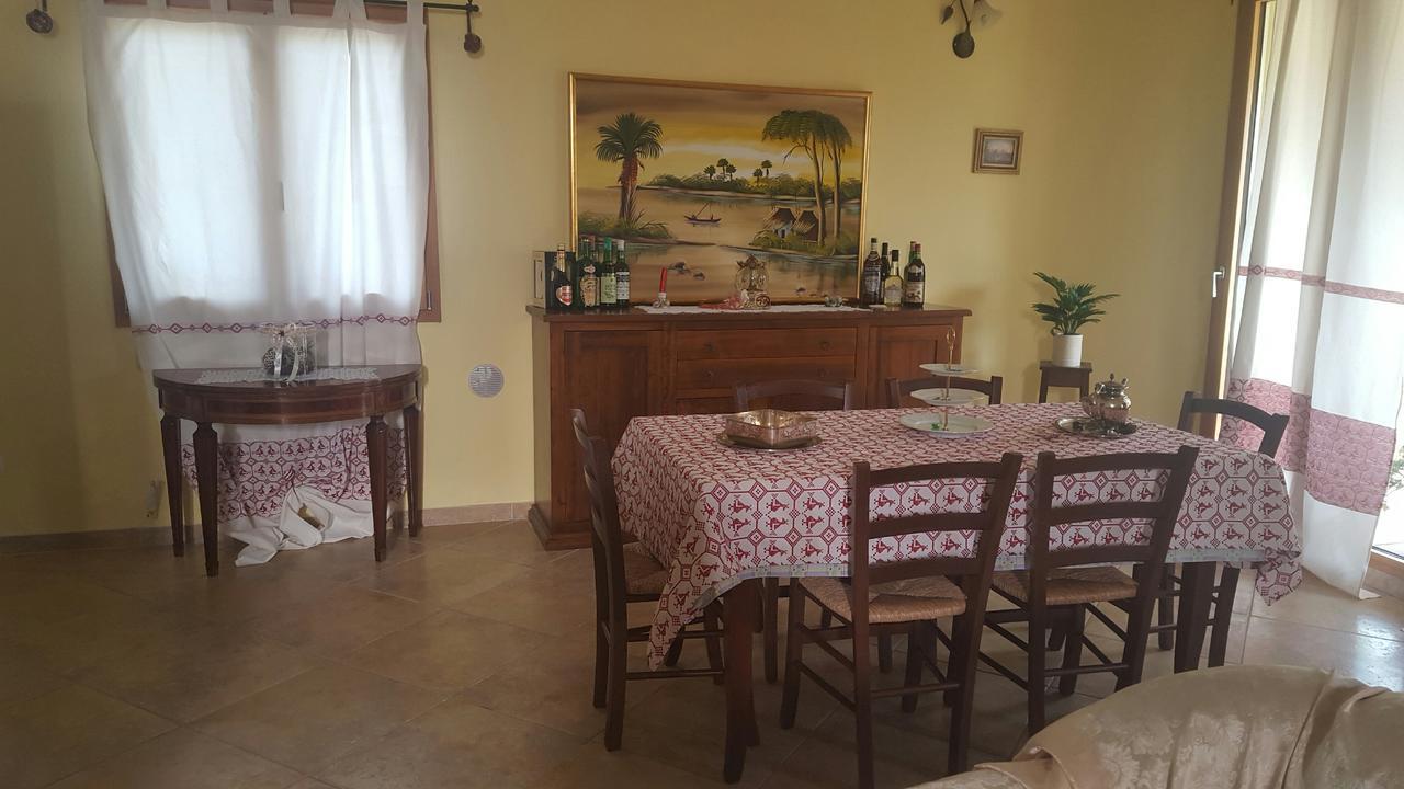 Sant Isidoro  Villa Renzo E Lucia מראה חיצוני תמונה