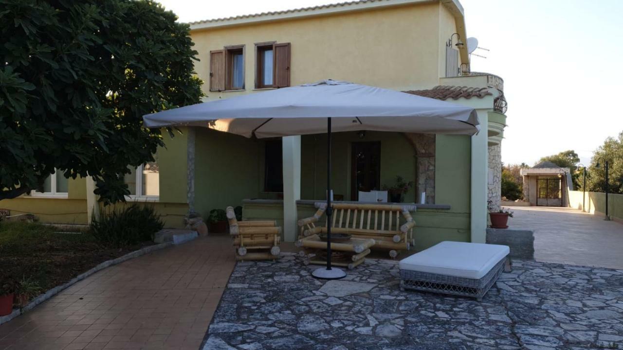 Sant Isidoro  Villa Renzo E Lucia מראה חיצוני תמונה